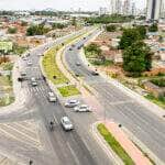Segurança no trânsito: Cuiabá instala faixas elevadas e redutores de velocidade na Av. Parque do Barbado