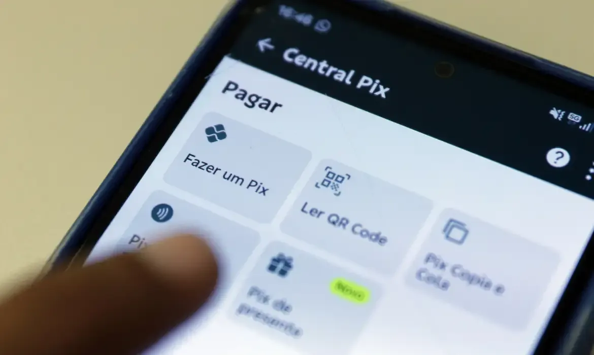 Pix registra instabilidade e afeta pagamentos no país