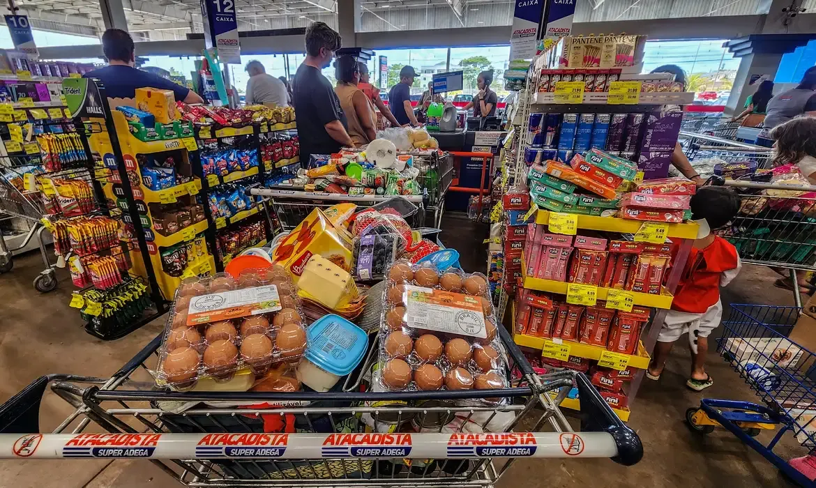 Consumo nos lares acumula alta de 2,70% até setembro