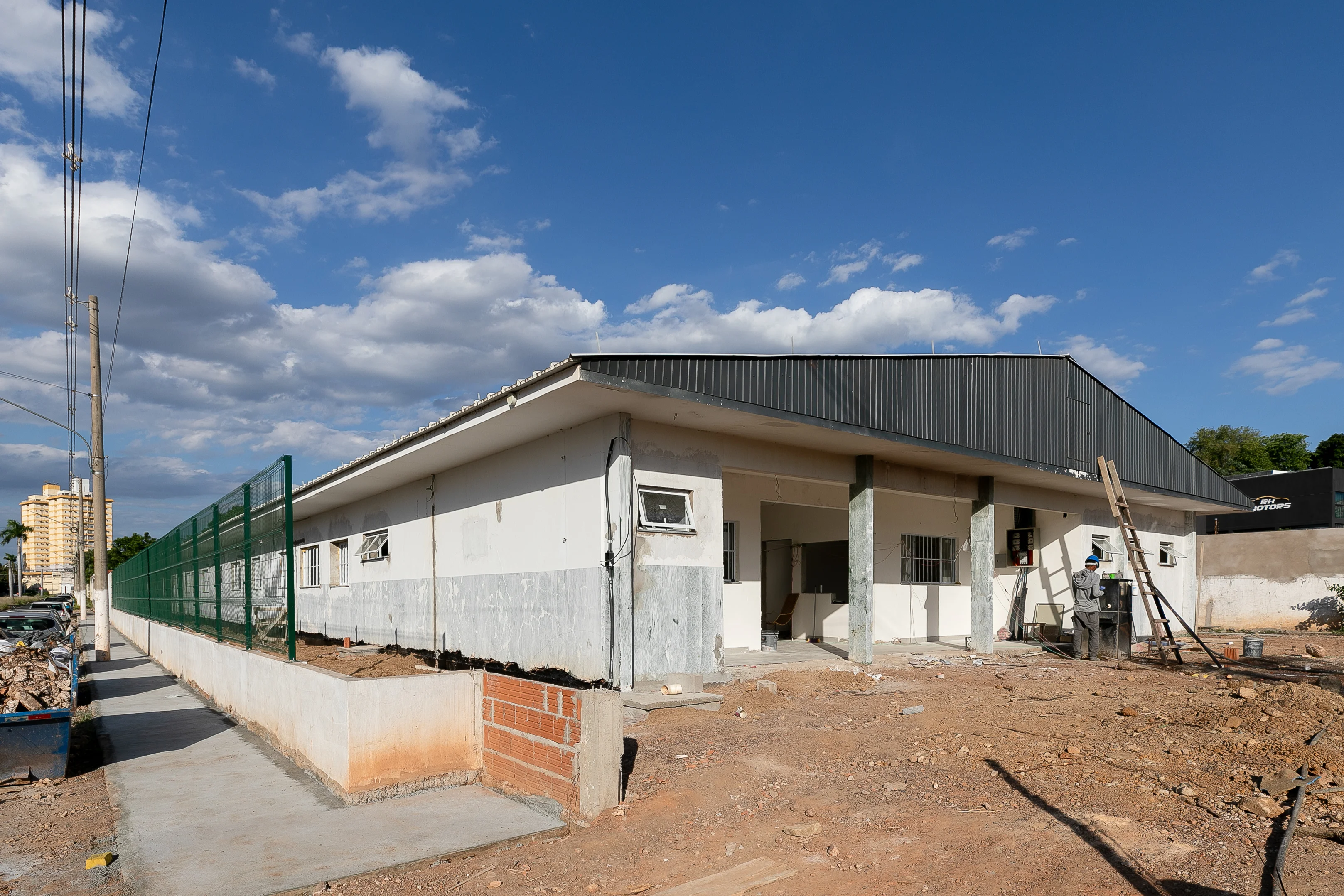 Reformas nas escolas de Cuiabá somam R$ 30 milhões em 2026; obra no Jardim Vitória está em fase final